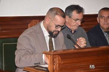 Cruz Roja alza la voz en el Pleno de Telde contra la lacra machista/FJS Fotografía.